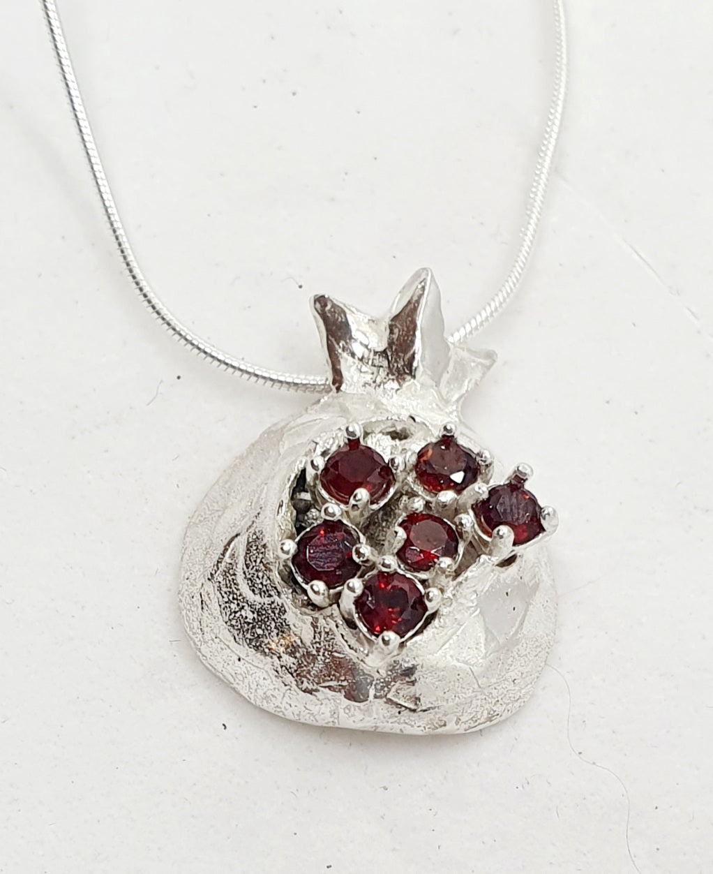 תליון כסף רימון