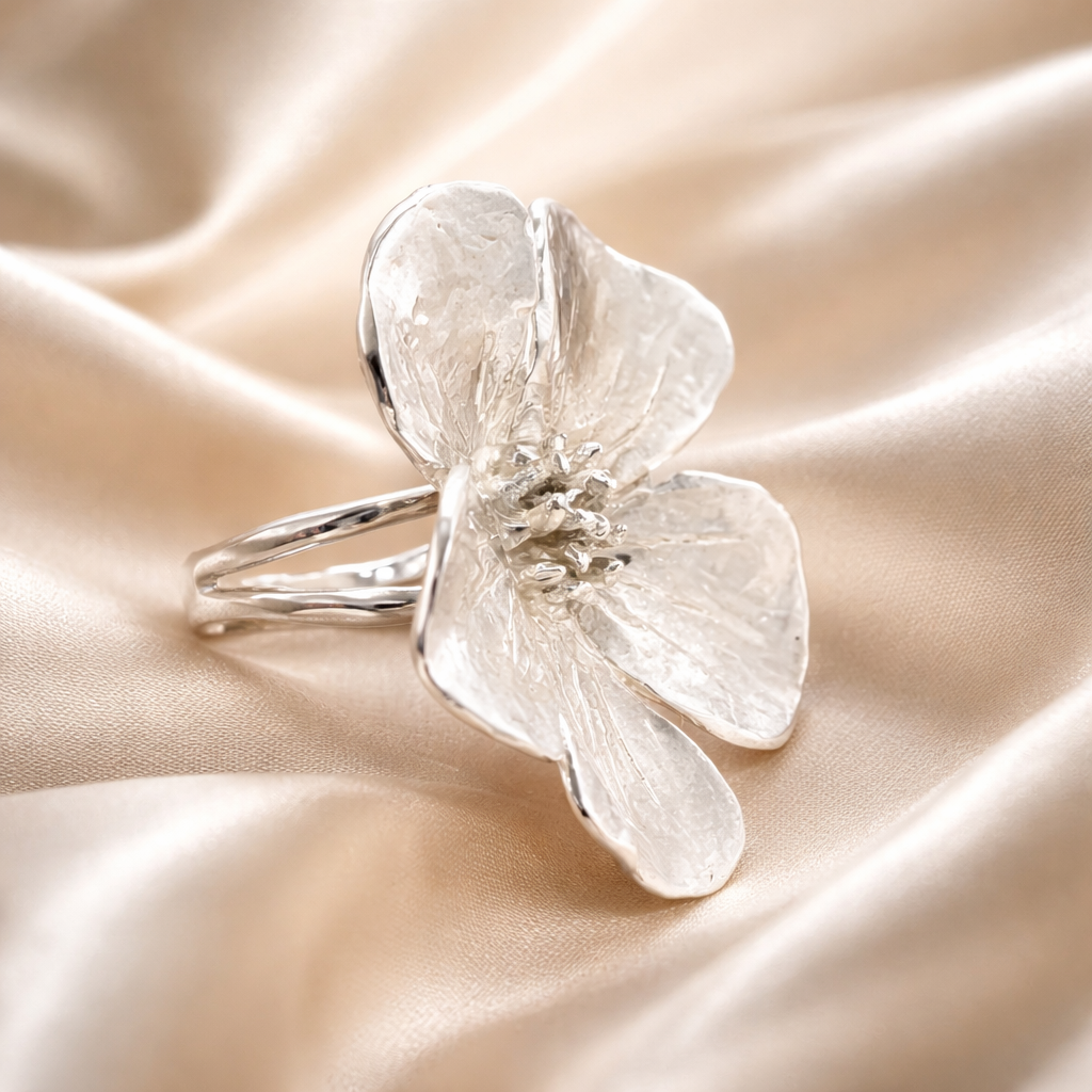 טבעת כסף פרח הנורית