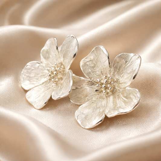 עגילי כסף פרח גדול צמוד