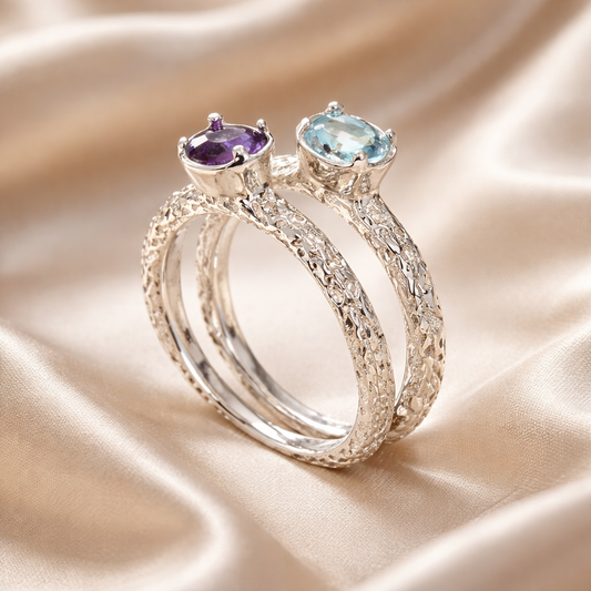 טבעת כסף עם שני אבני חן