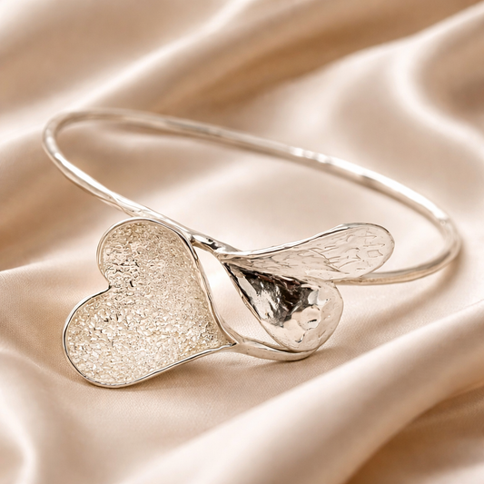 צמיד כסף לבבות