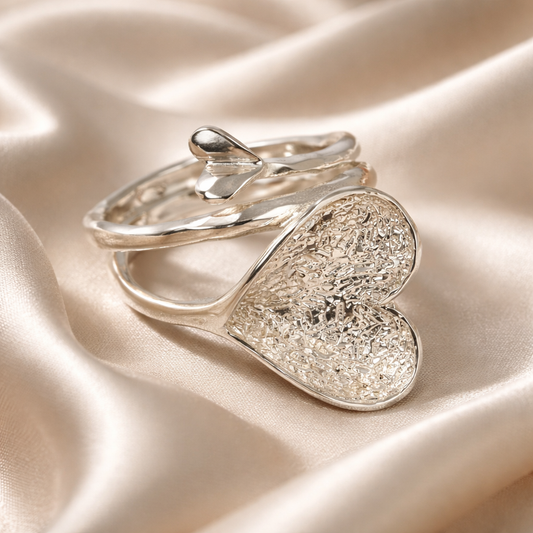 טבעת כסף לבבות