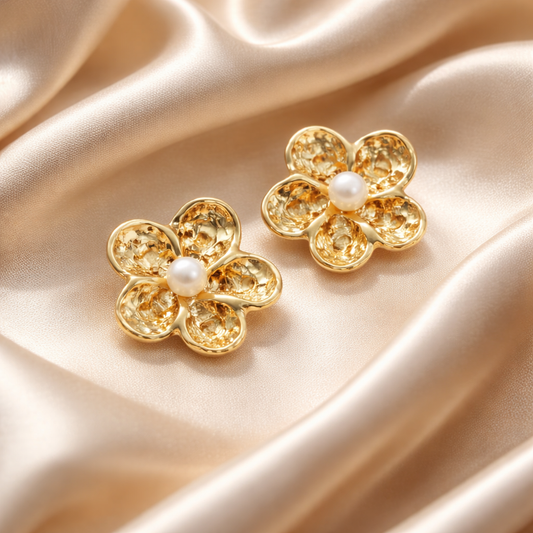 עגילי זהב 14 קראט פרח עם פנינה