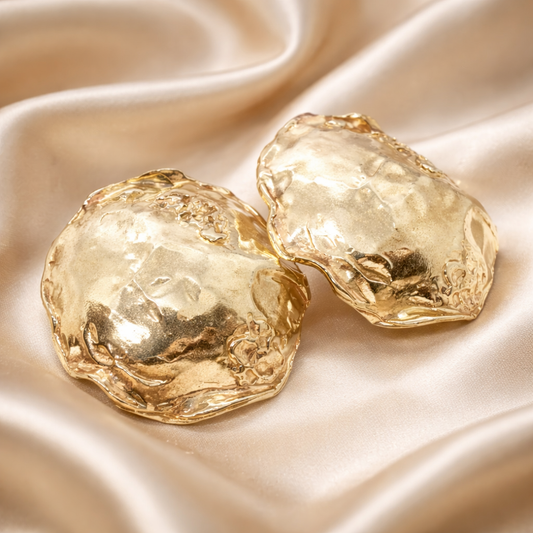 עגילי זהב צמודים גדולים