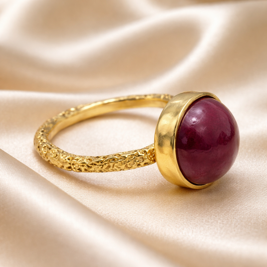 טבעת זהב 14 קראט עם רובי גדול