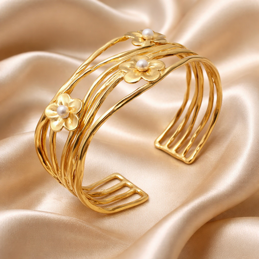 צמיד זהב 14 קראט שרוול עם פרחים ופנינים