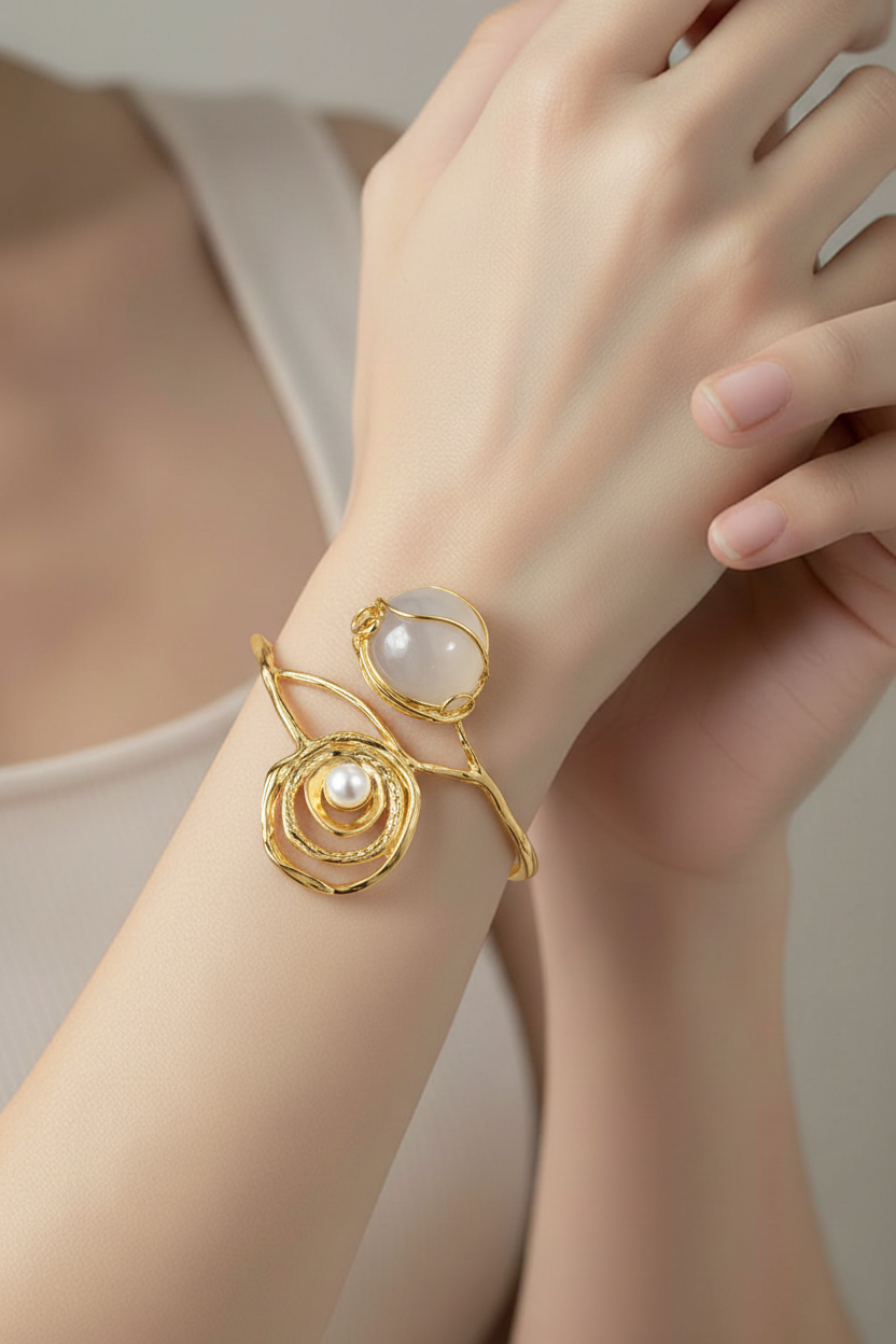 צמיד זהב 14 קראט פנינה ומון סטון