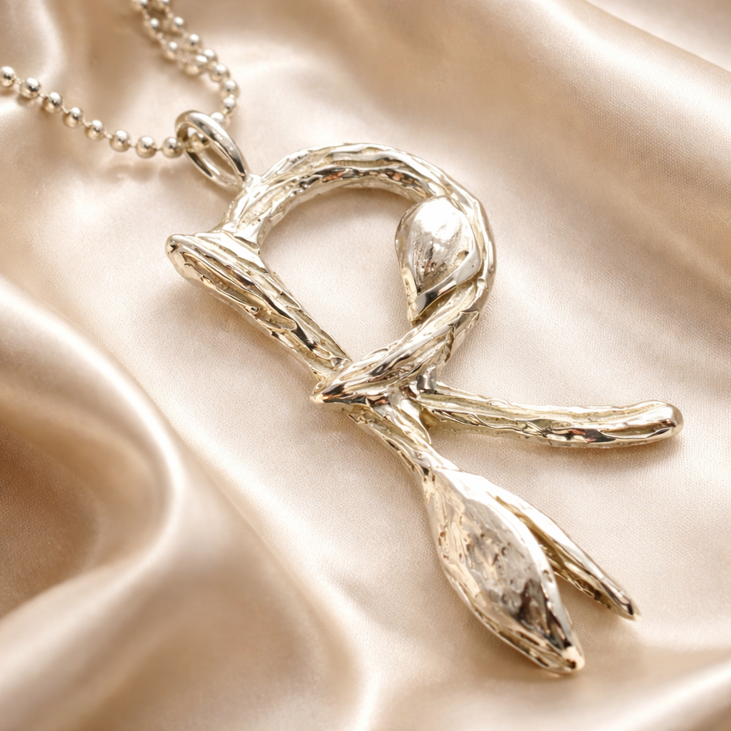 תליון אות מכסף