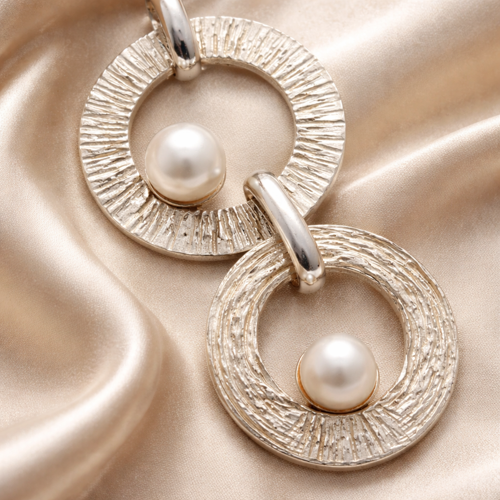 תליון כסף ארוך עם פנינים