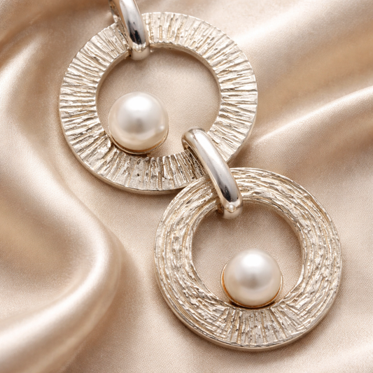 תליון כסף ארוך עם פנינים