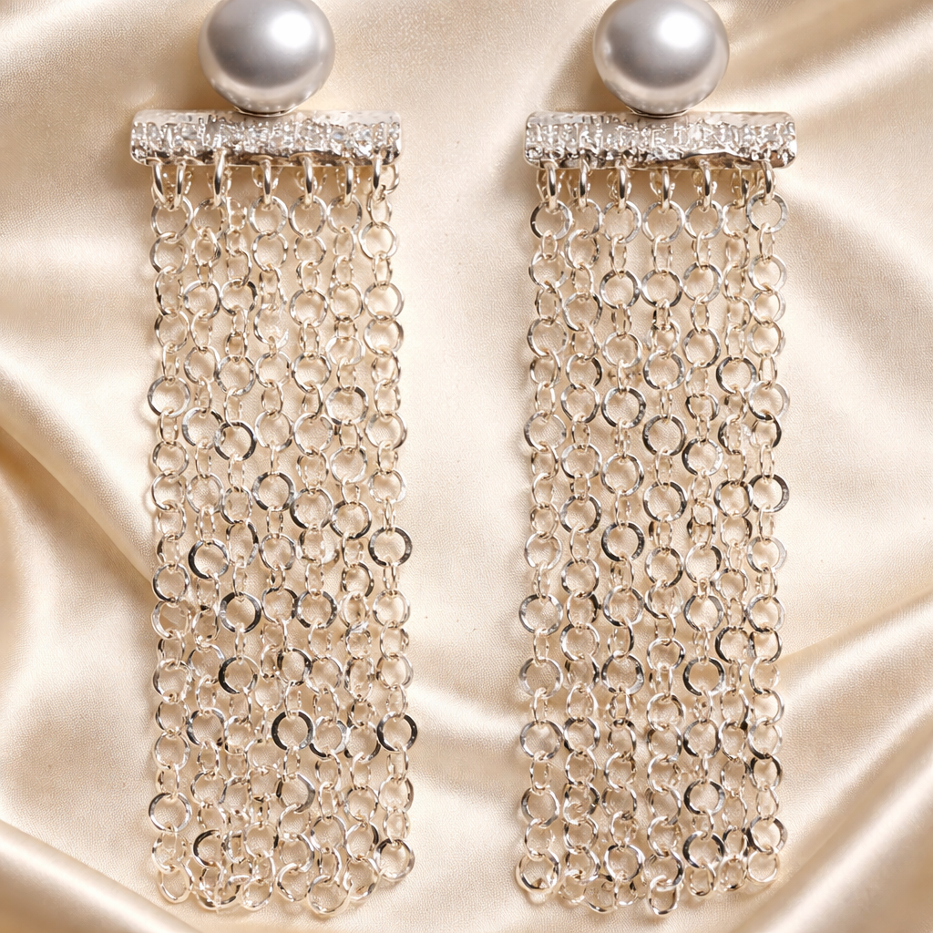 עגילי שרשראות מכסף עם פנינה