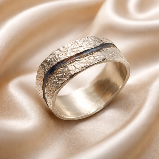 טבעת כסף עם השחרה