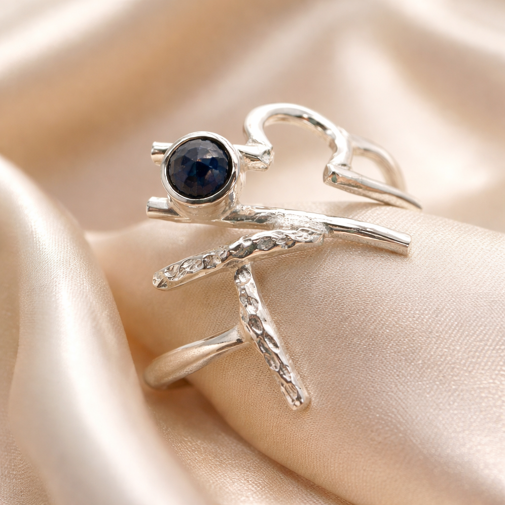 טבעת כסף אות ,סמל המזל ואבן לידה