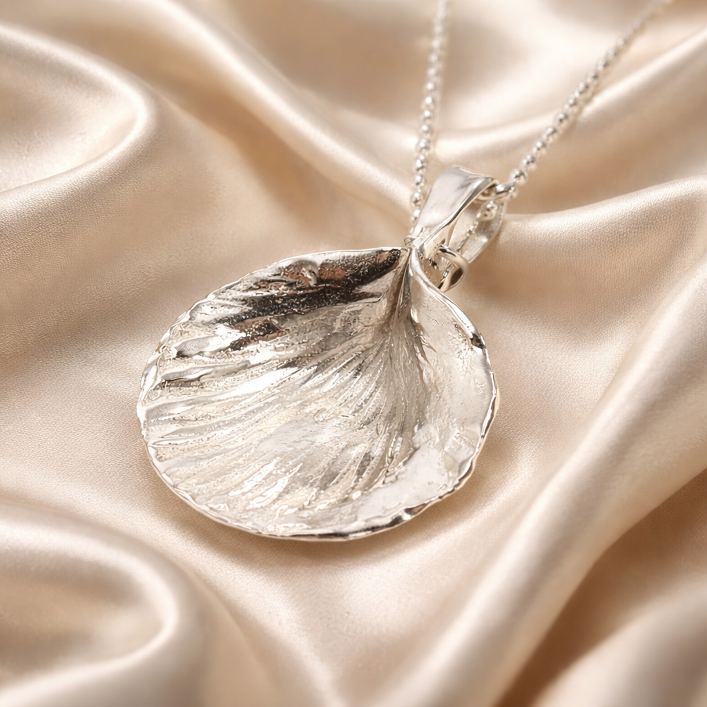 תליון כסף צדף