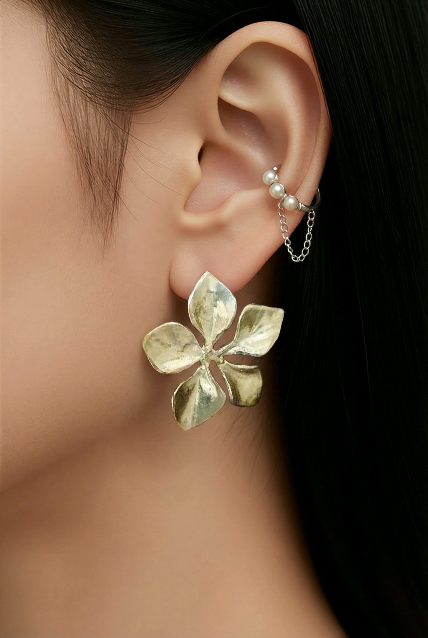 עגילי כסף פרח צמודים