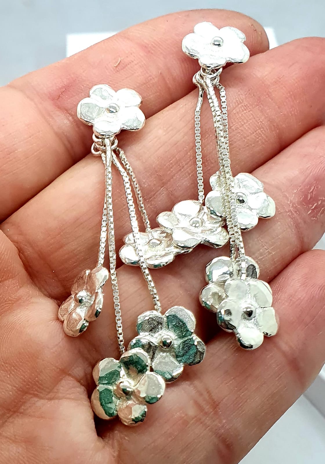 עגילי כסף פרחים קטנים