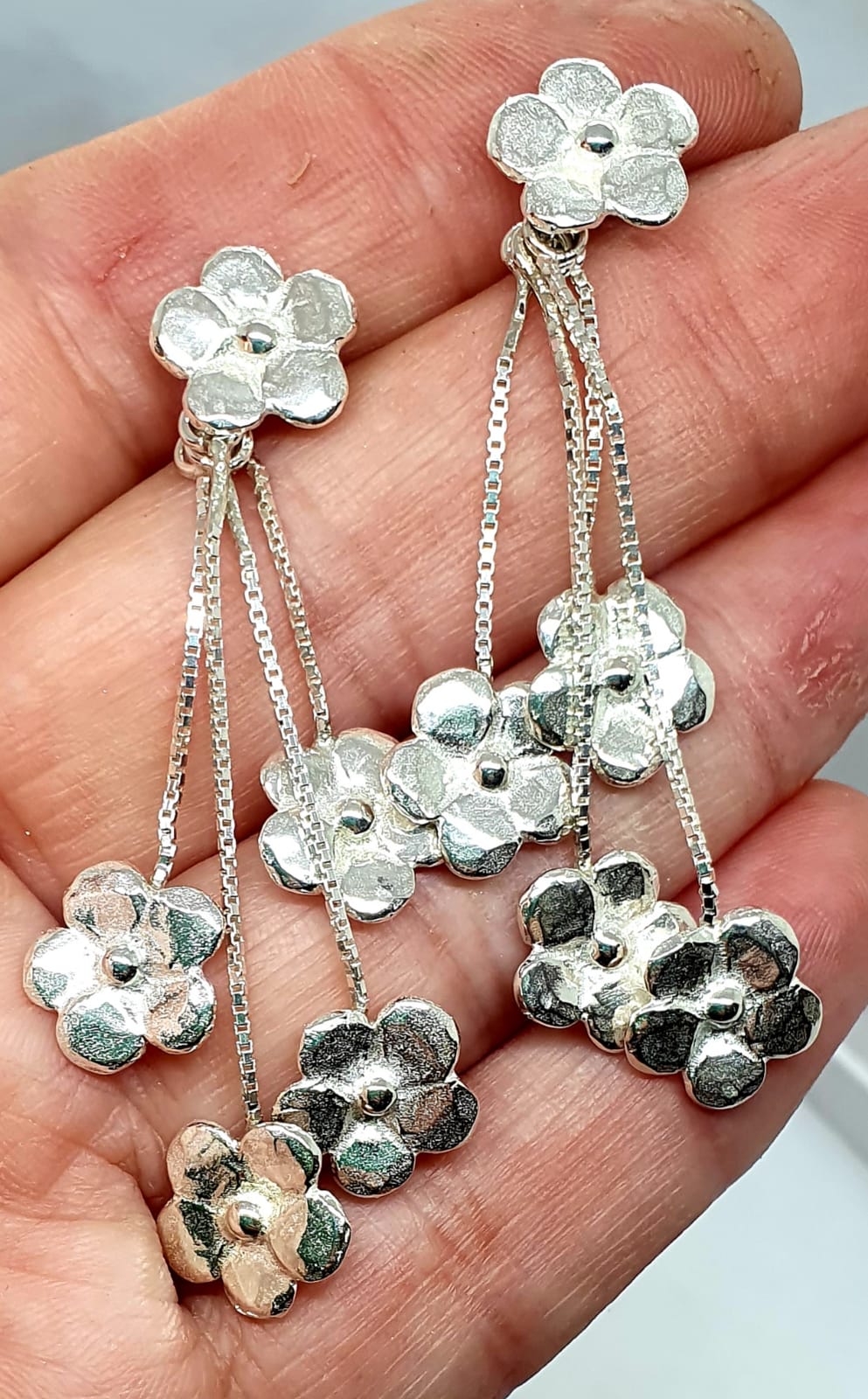 עגילי כסף פרחים קטנים