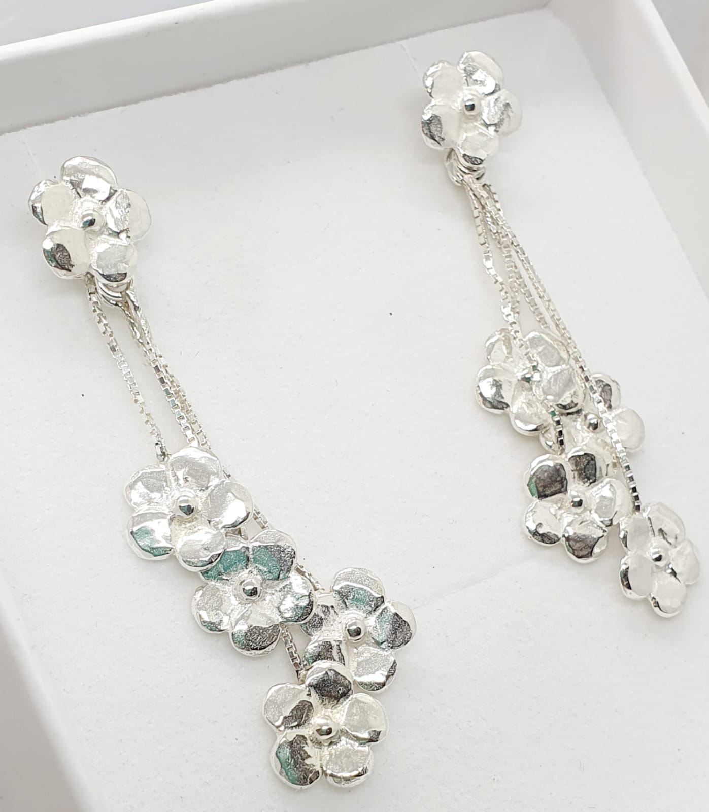 עגילי כסף פרחים קטנים