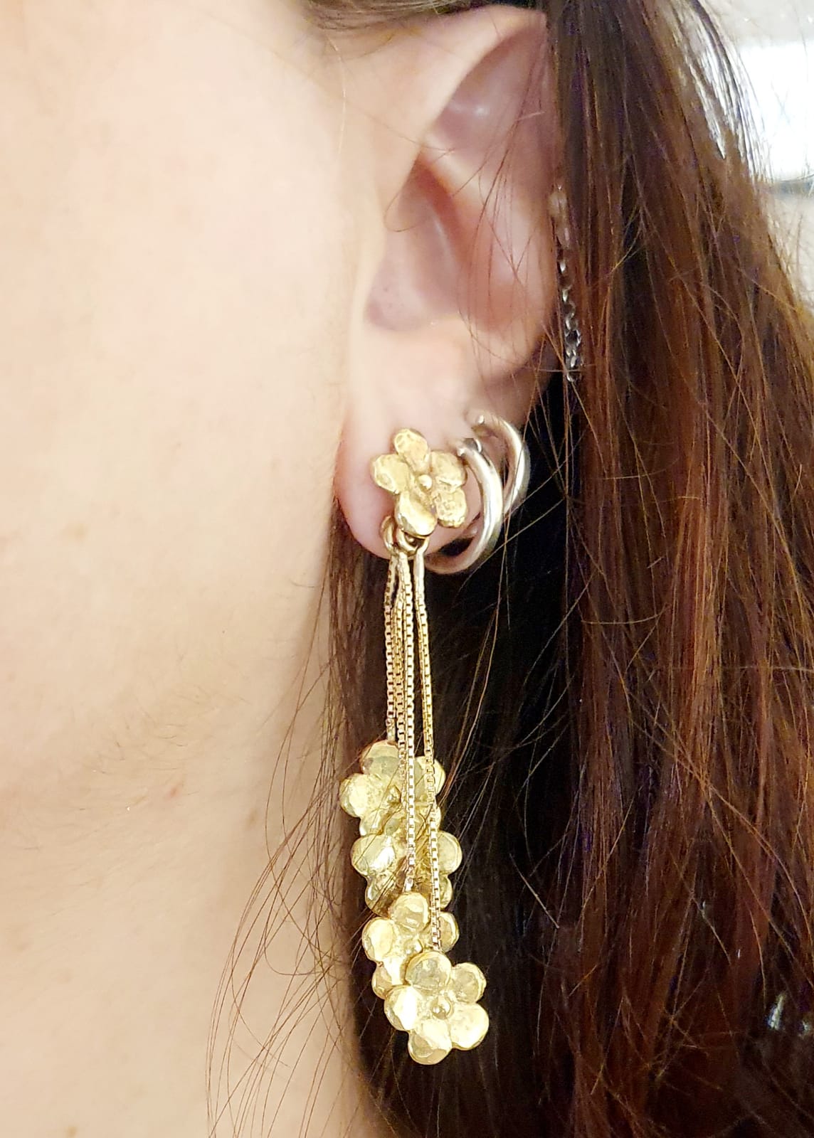 עגילי זהב פרחים קטנים