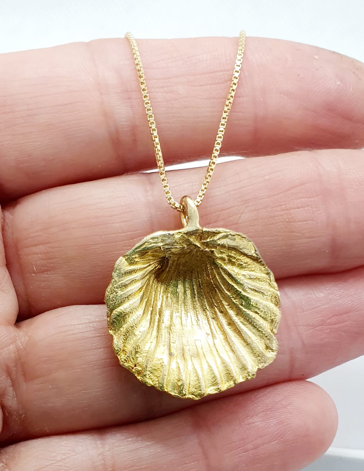 מחרוזת זהב צדף