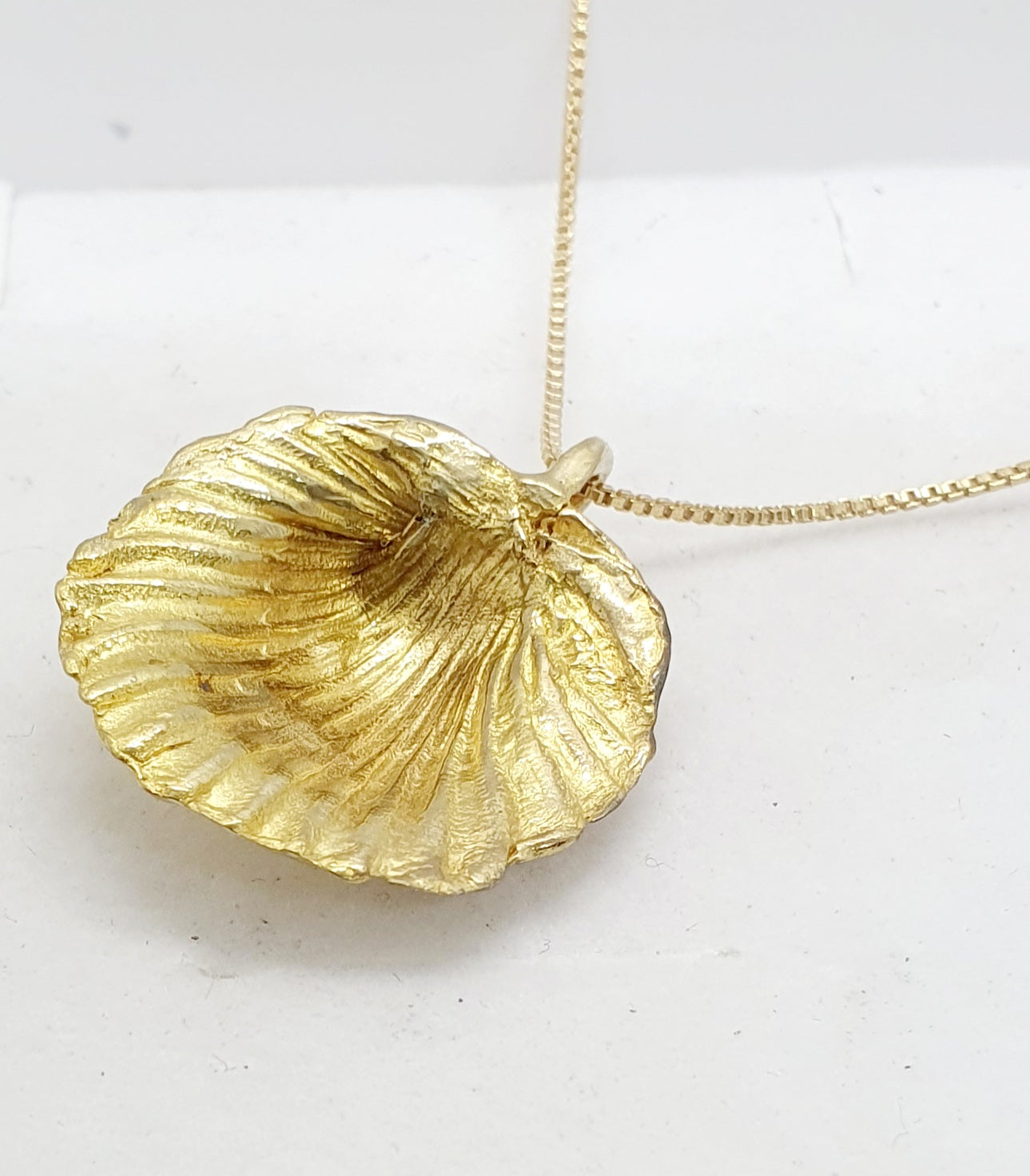 מחרוזת זהב צדף