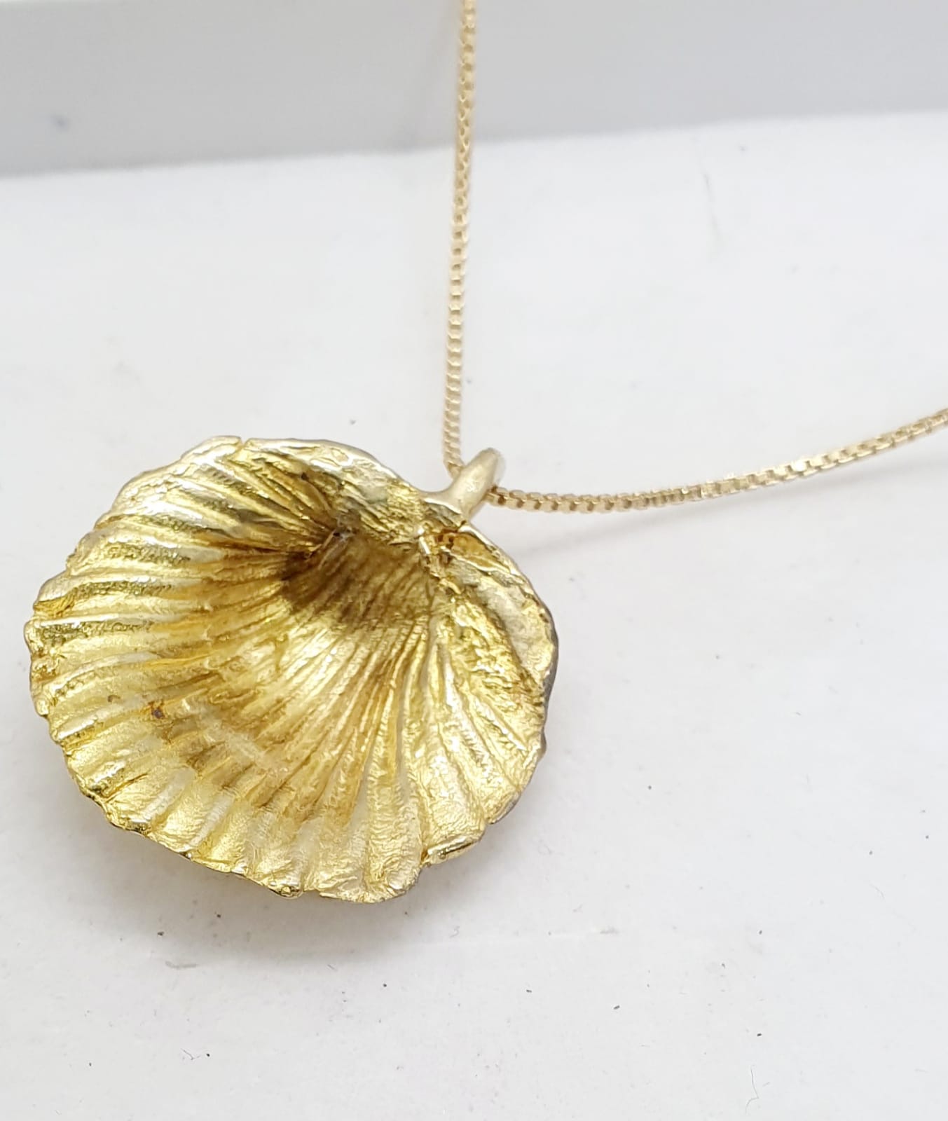 מחרוזת זהב צדף