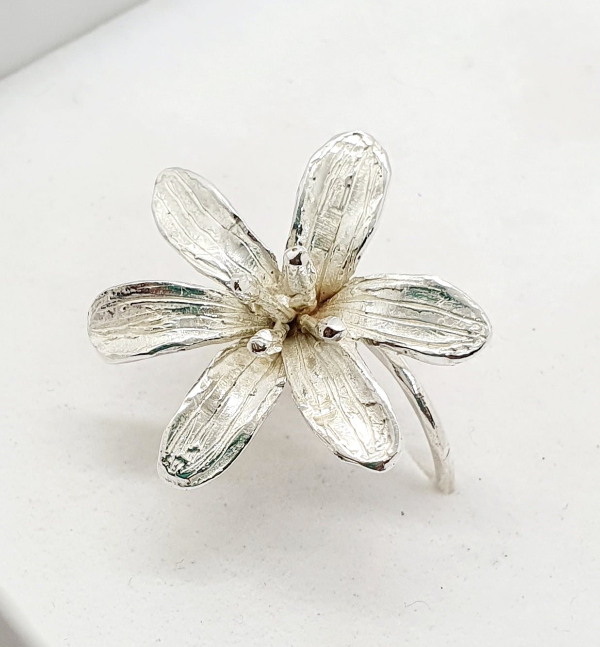 טבעת פרח כסף - חלמונית