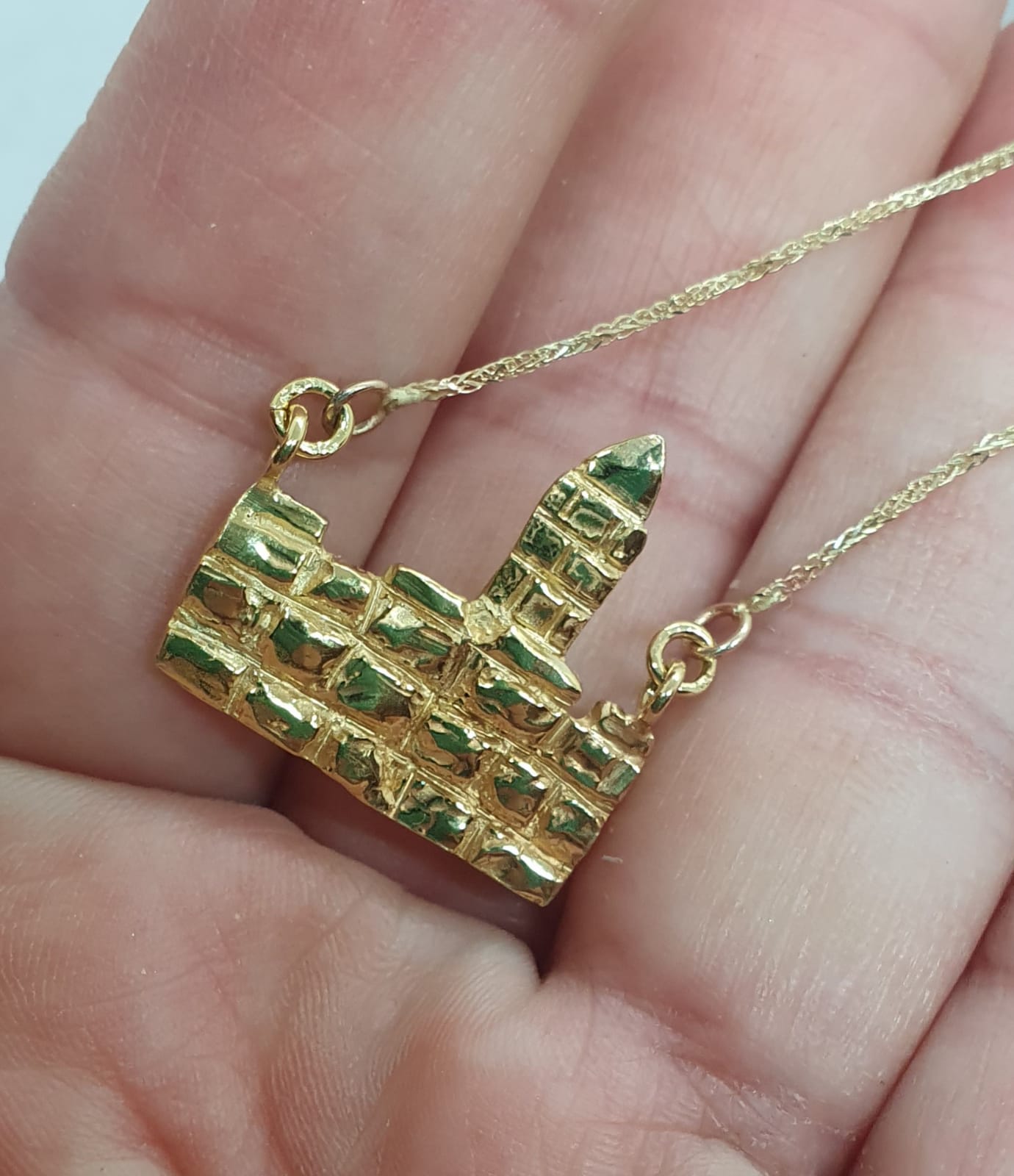 תליון ירושלים של זהב