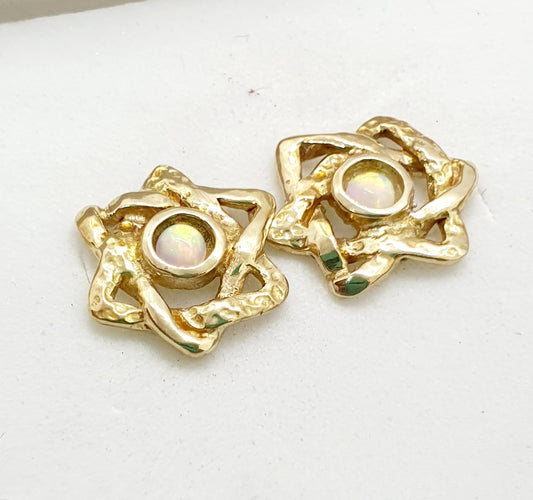 עגילי זהב מגן דוד עם אופל