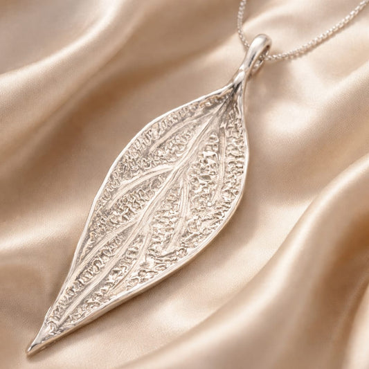 תליון כסף עלה של זית